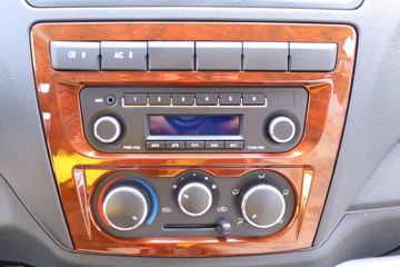 �������ͳ� ���M60 2019�� ������ 116���� 5�� 1.5L��ʽ���䳵(����)ͼƬ