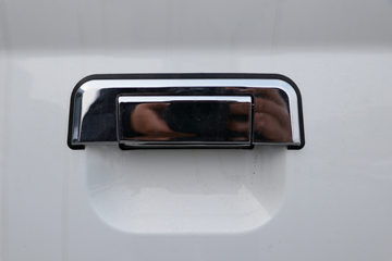 �������� ����F30 2019�� ��׼�� 1.5L���� 116���� ˫�Ŷ����Ƥ��(����)ͼƬ