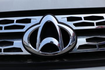 �������� ����F30 2019�� ��׼�� 1.5L���� 116���� ˫�Ŷ����Ƥ��(����)ͼƬ