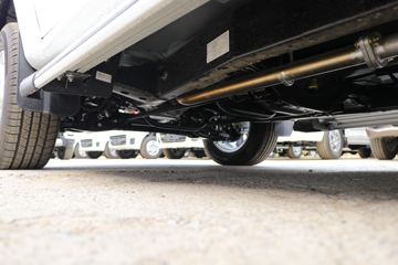 �������� ����F30 2019�� ��׼�� 1.5L���� 116���� ˫�Ŷ����Ƥ��(����)ͼƬ