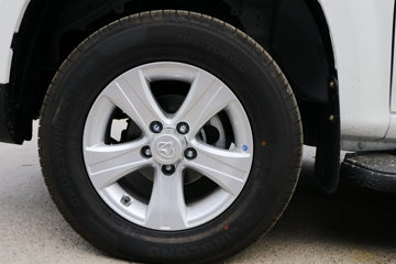 �������� ����F30 2019�� ��׼�� 1.5L���� 116���� ˫�Ŷ����Ƥ��(����)ͼƬ