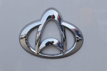 �������� ����F30 1.5L���� 116���� ˫�ų����Ƥ��(����)ͼƬ