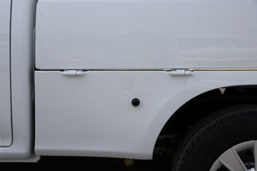 �������� ����F30 1.5L���� 116���� ˫�ų����Ƥ��(����)ͼƬ