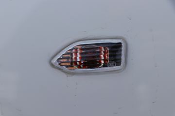 �������� ����F30 1.5L���� 116���� ˫�ų����Ƥ��(����)ͼƬ