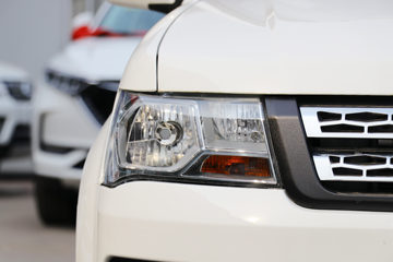 �������� ����F30 1.5L���� 116���� ˫�ų����Ƥ��(����)ͼƬ