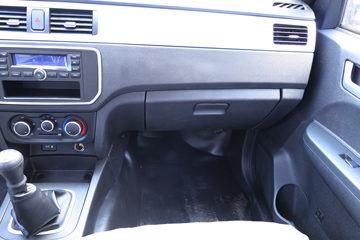 �������� ����F30 1.5L���� 116���� ˫�ų����Ƥ��(����)ͼƬ