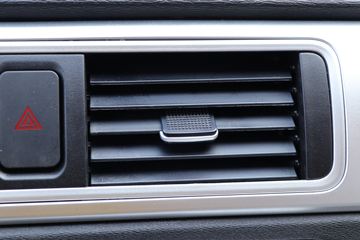 �������� ����F30 1.5L���� 116���� ˫�ų����Ƥ��(����)ͼƬ