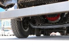 福田 欧曼GTL 360马力 8X4 7.7方混凝土搅拌车(雷萨牌)(BJ5319GJB-6C)