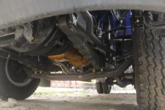 东风柳汽 乘龙H5中卡 绿通版 200马力 4X2 6.8米厢式载货车(LZ5180XXYM3AB)