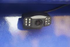 东风柳汽 乘龙H5中卡 绿通版 200马力 4X2 6.8米厢式载货车(LZ5180XXYM3AB)