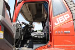 一汽解放 新J6P重卡 质惠版 运煤款 380马力 6X4牵引车(国六)(CA4250P66K25T1E6)