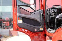 一汽解放 新J6P重卡 质惠版 运煤款 380马力 6X4牵引车(国六)(CA4250P66K25T1E6)