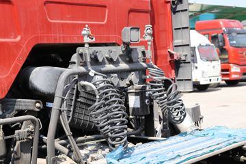 һ����� ��J6P�ؿ� �ʻݰ� ��ú�� 380���� 6X4ǣ����(����)(CA4250P66K25T1E6)ͼƬ