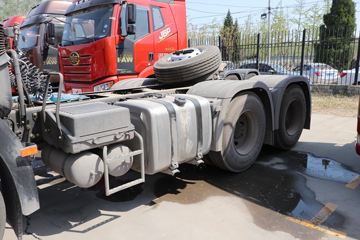 һ����� ��J6P�ؿ� �ʻݰ� ��ú�� 380���� 6X4ǣ����(����)(CA4250P66K25T1E6)ͼƬ