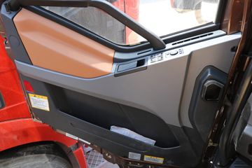 һ����� ��J6P�ؿ� �캽��2.0 ������ 460���� 6X4ǣ����(����)(CA4250P66K25T1E6)ͼƬ