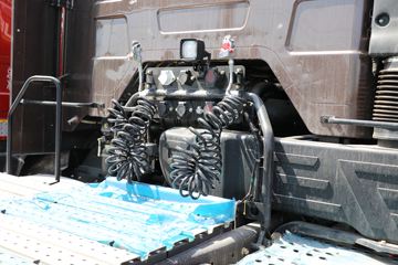 һ����� ��J6P�ؿ� �캽��2.0 ������ 460���� 6X4ǣ����(����)(CA4250P66K25T1E6)ͼƬ