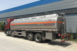 青岛解放底盘&nbsp;油罐车外观图片