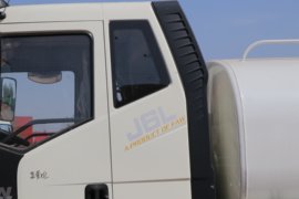 解放J6L&nbsp;洒水车/喷洒车外观图片