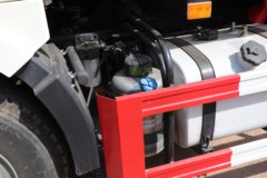 一汽解放 J6L 220马力 4X2 洒水车(长城牌)(HTF5180GSSCA) 一汽解放 J6L 220马力 4X2 洒水车(长城牌)(HTF5180GSSCA)