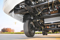 凯马 锐航X1 高配版 1.5L 113马力 汽油 3.6米单排厢式微卡(国六)(KMC5031XXYQ318D6)