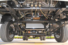 凯马 锐航X1 高配版 1.5L 113马力 汽油 3.6米单排厢式微卡(国六)(KMC5031XXYQ318D6)