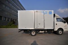 凯马 锐航X1 高配版 1.5L 113马力 汽油 3.6米单排厢式微卡(国六)(KMC5031XXYQ318D6)