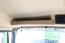 德龙X3000&nbsp;自卸车驾驶室                                               图片