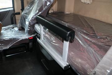 �������ó� �����콢KX 2020�� 560���� 6X4ǣ����(DFH4250CX2)ͼƬ