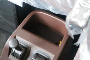 �������ó� �����콢KX 2020�� 560���� 6X4ǣ����(DFH4250CX2)ͼƬ