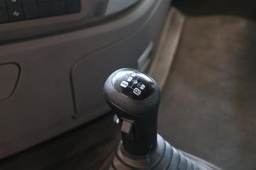 �������ó� �����콢KX 2020�� 560���� 6X4ǣ����(DFH4250CX2)ͼƬ