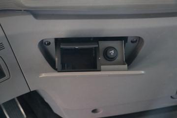 �������ó� �����콢KX 2020�� 560���� 6X4ǣ����(DFH4250CX2)ͼƬ