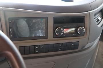 �������ó� �����콢KX 2020�� 560���� 6X4ǣ����(DFH4250CX2)ͼƬ