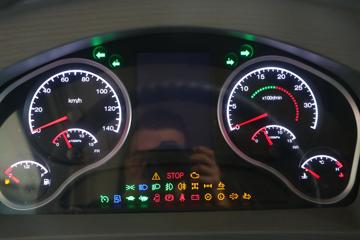 �������ó� �����콢KX 2020�� 560���� 6X4ǣ����(DFH4250CX2)ͼƬ