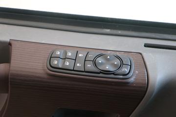 �������ó� �����콢KX 2020�� 560���� 6X4ǣ����(DFH4250CX2)ͼƬ