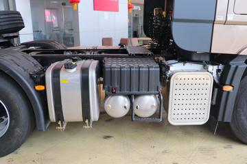 �������ó� �����콢KX 2020�� 560���� 6X4ǣ����(DFH4250CX2)ͼƬ