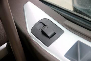 �������� ����H5�п� 270���� 6X2 9.7���Ű���������ʽ�ػ���(��ʿ��8��)ͼƬ