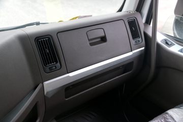 �������� ����H5�п� 270���� 6X2 9.7���Ű���������ʽ�ػ���(��ʿ��8��)ͼƬ