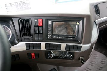 �������� ����H5�п� 270���� 6X2 9.7���Ű���������ʽ�ػ���(��ʿ��8��)ͼƬ