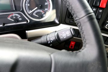 �������� ����H5�п� 270���� 6X2 9.7���Ű���������ʽ�ػ���(��ʿ��8��)ͼƬ