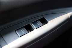 解放 J6F 160马力 4.2米单排栏板轻卡(宽体)(国六)(CA1040P40K59L2E6A84)