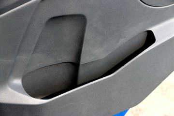 ��� ��VH 220���� 4X2 6.8����ʽ�ػ���(����)(CA5180XXYPK15L2E6A80)ͼƬ