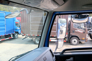 ��� ��VH 220���� 4X2 6.8����ʽ�ػ���(����)(CA5180XXYPK15L2E6A80)ͼƬ