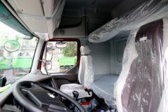 东风柳汽 乘龙H5重卡 430马力 6X4牵引车(轻量化440后桥)(LZ4251H5DB)