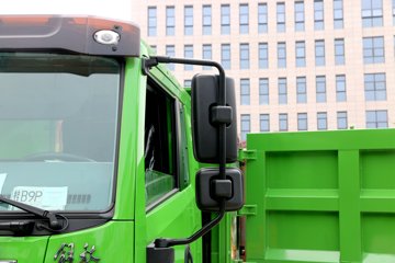 �ൺ��� ��V 220���� 6X2 5.2����ж��ͼƬ