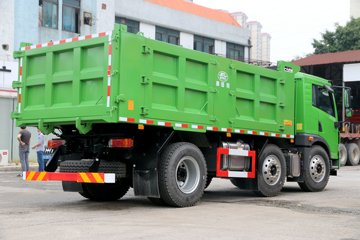 �ൺ��� ��V 220���� 6X2 5.2����ж��ͼƬ