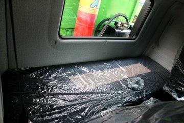 �ൺ��� ��V 220���� 6X2 5.2����ж��ͼƬ