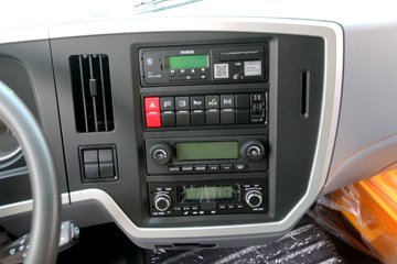 �ൺ��� ��V 220���� 6X2 5.2����ж��ͼƬ