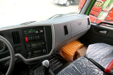 �ൺ��� ��V 220���� 6X2 5.2����ж��ͼƬ
