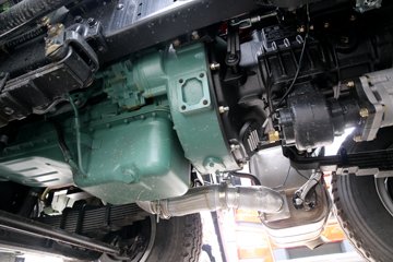 �ൺ��� ��V 220���� 6X2 5.2����ж��ͼƬ