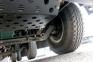 �ൺ��� ��V 220���� 6X2 5.2����ж��ͼƬ